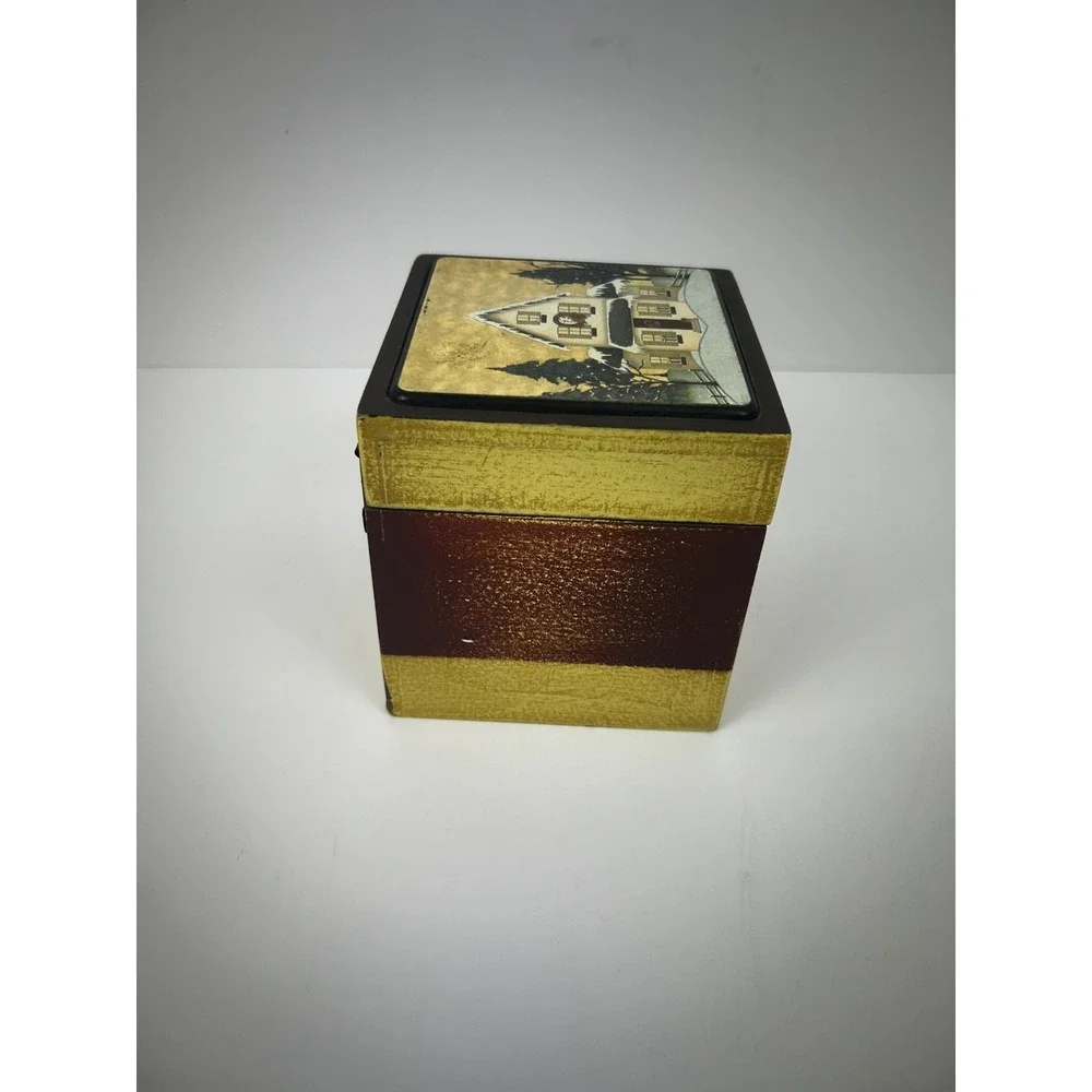 Crazy Mountain Exclusive Designs WINTER GREETINGS Wooden Box & 6 Coasters